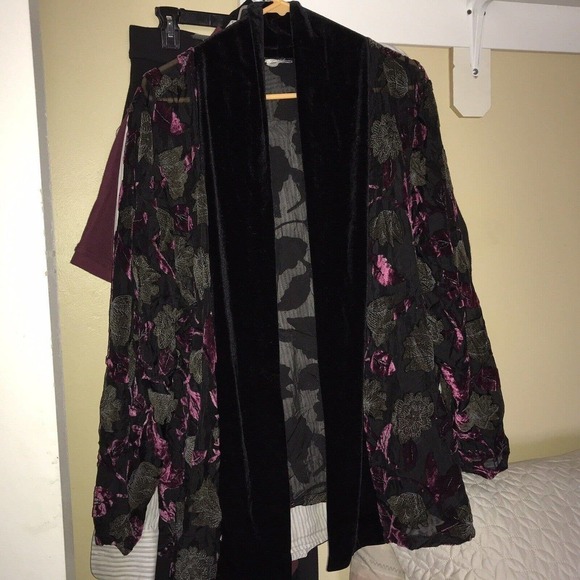 Unbranded Jacket Velvet Collar Sheer Floral Black/Pink Pretty Pre-Owned - Picture 9 of 9